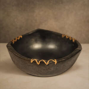 Black Pottery - 3 corner Bowl Small